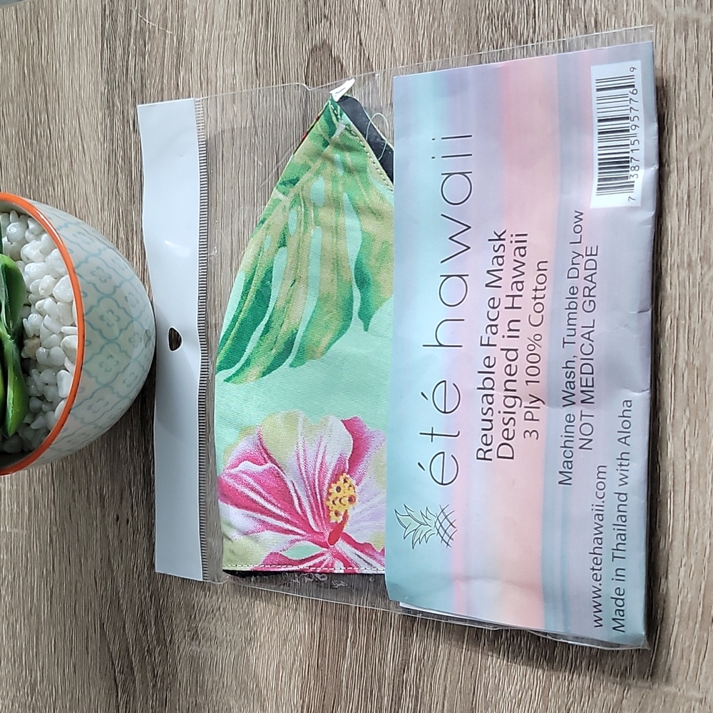Ete Hawaii adult face mask